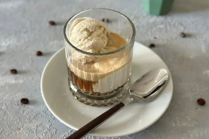 KLASİK AFFOGATO